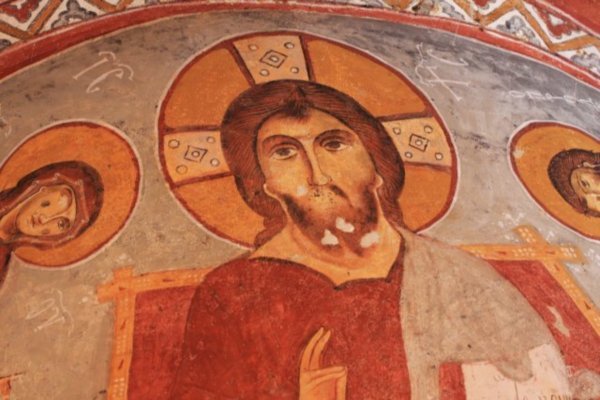 An apse depiction of Jesus, not destroyed