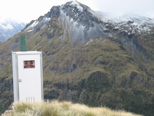 Trapped in the toilet - thousands of meters above sea level with no janitor!