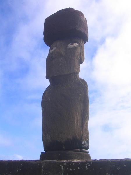 Moai!