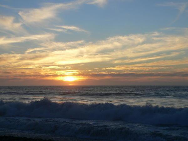 Greymouth sunset and waves