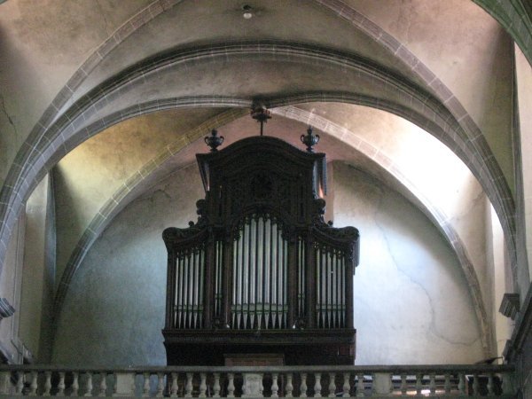 Pipe organ in St. Pierre