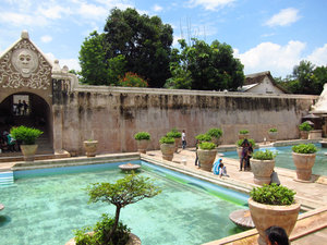 Taman Sari, The Sultan's bathing pool