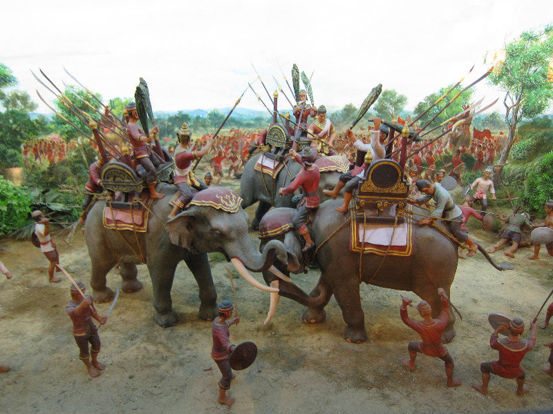 War on elephantback!
