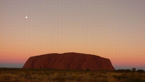 Changing colours of Uluru at sunset