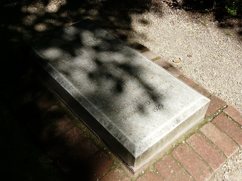 Mt. Vernon - Slave Memorial