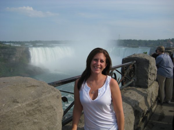 Jen at Niagara Falls