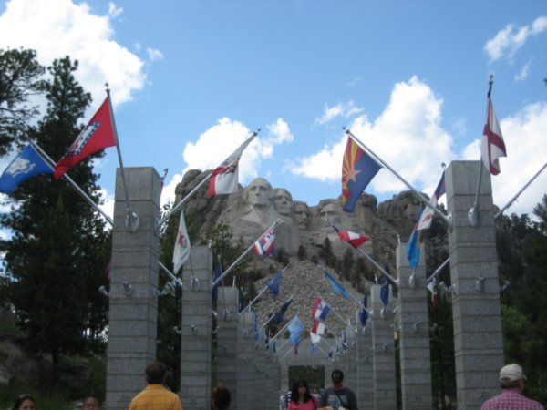 Mt. Rushmore walkway