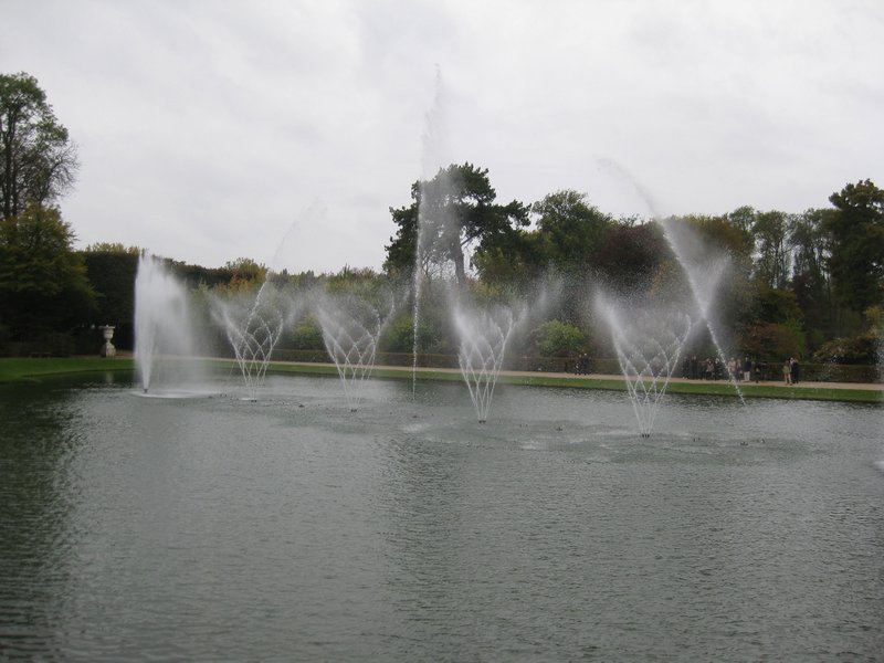 Water Dance at Mirror Fountain