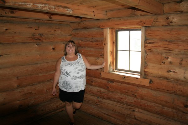 I can't believe I'm standing in the room where Laura Ingalls was born !