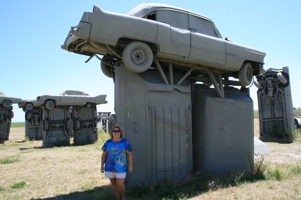 All 38 of the major stones at Stonehenge are clevery represented at Carhenge.