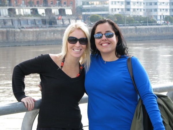 Carrie e Luciana em Puerto Madero