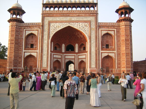 Entrance to the Taj Mahal 