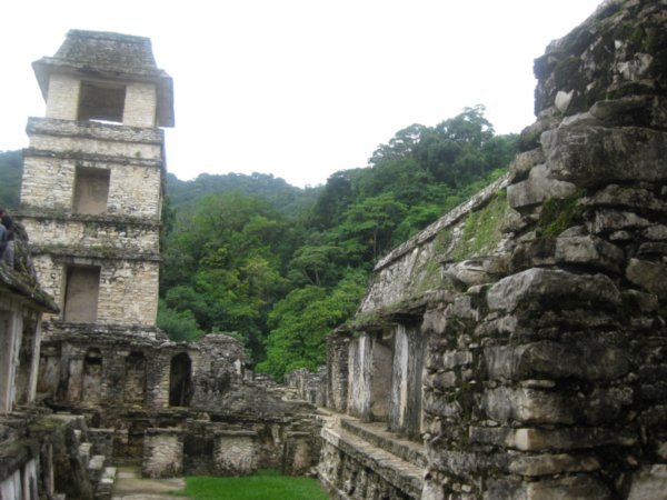 5. Palenque - El Palacio
