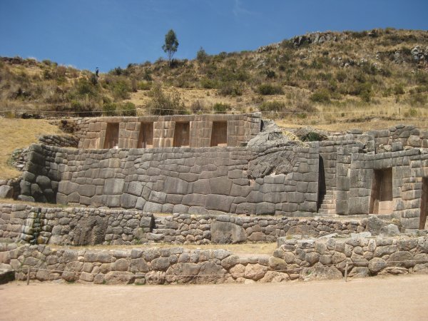 12. Tambomachay inca ruins