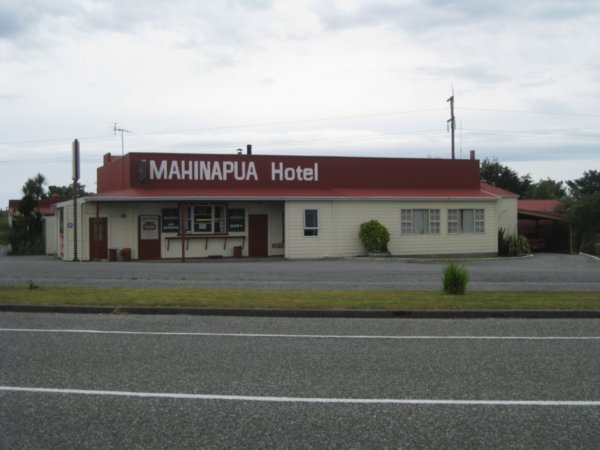 3. Mahinapua hotel, Lake Mahinapua