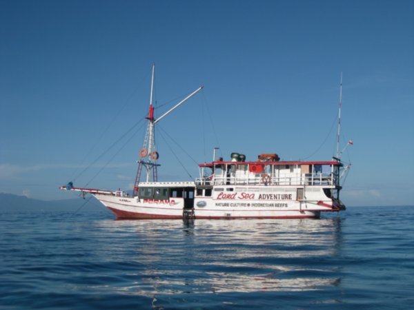 18. The Perama boat, Flores to Lombok
