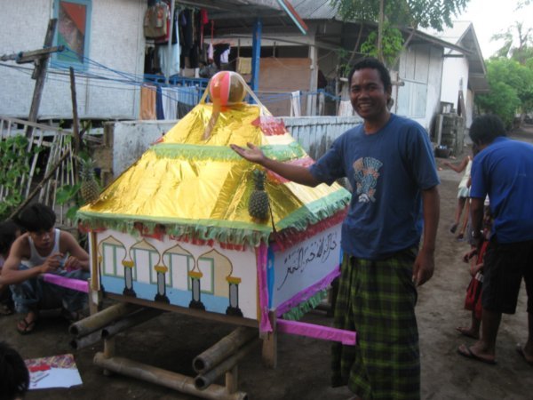 25. The local's preparing a float for tomorrow's Muslim festival, Gili Trawangan