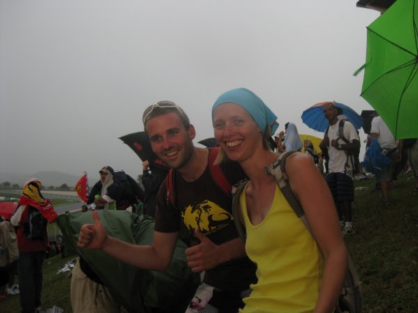 19. Mike & Trudi are all smiles as we get what we wanted...rain!, Malaysian Grand Prix