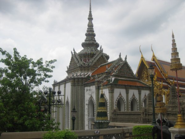 3. Phra Wiharn Yod, Temple of the Emerald Buddha, Bangkok