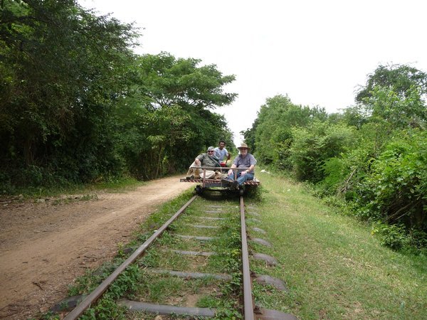 3. Meeting a train going the other way, Bamboo Railway, Battambang