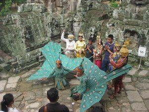 102. Khmer costumes on show in Bayon, Temples of Angkor