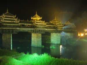 19. Chengyang Wind & Rain bridge at night