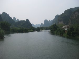 49. Many bamboo rafts on the Yulong River