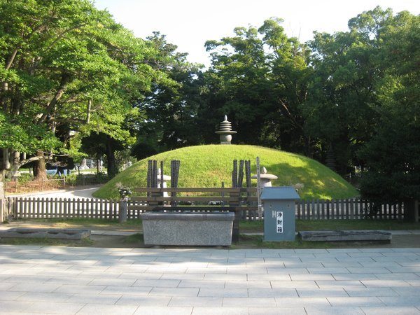 15. Mound of Ashes of unidentified victims of the Hiroshima Atomic Bomb