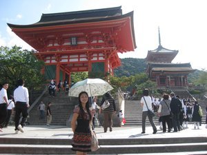 49. Xue Lan in front of Kiyomizu-Dera temple, Kyoto
