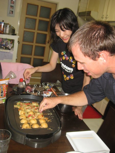 11. Cooking an Takoyaki meal with Nori, Osaka