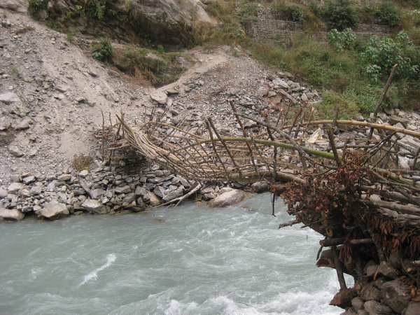 13. Doesn't lookvery safe that bridge!, Day 2, The Annapurna Circuit