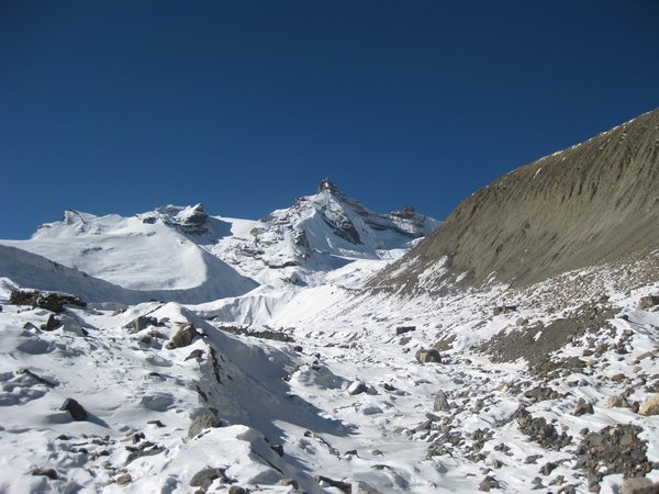 96. The snowfields and Annapurna Range between high camp and Thorung La pass, Day 6, The Annapurna Circuit