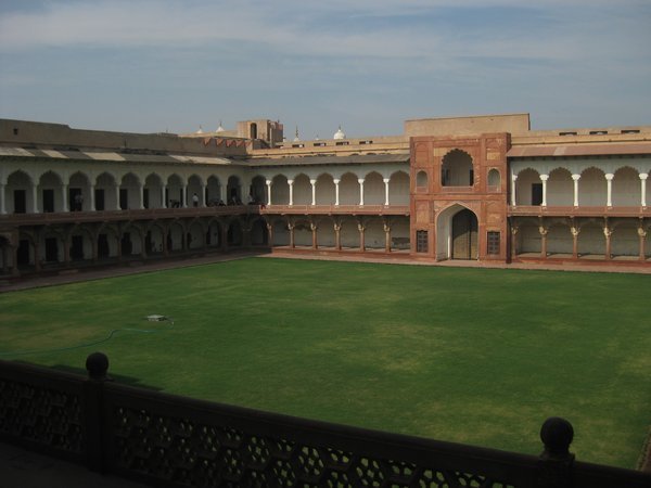 13. Agra Fort, Agra