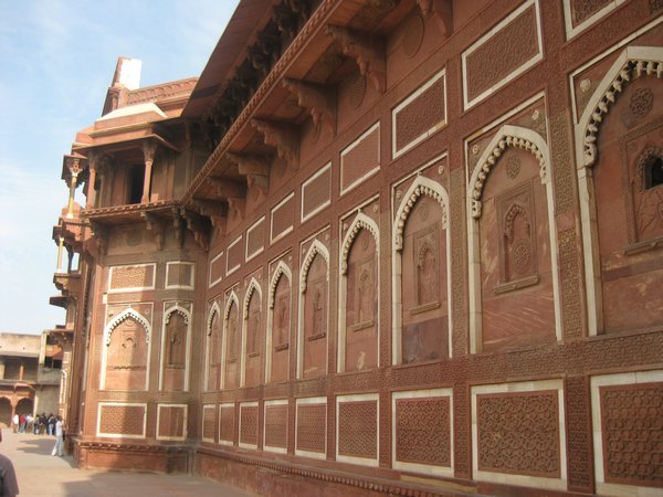 6. Beautiful architecture in Agra Fort, Agra