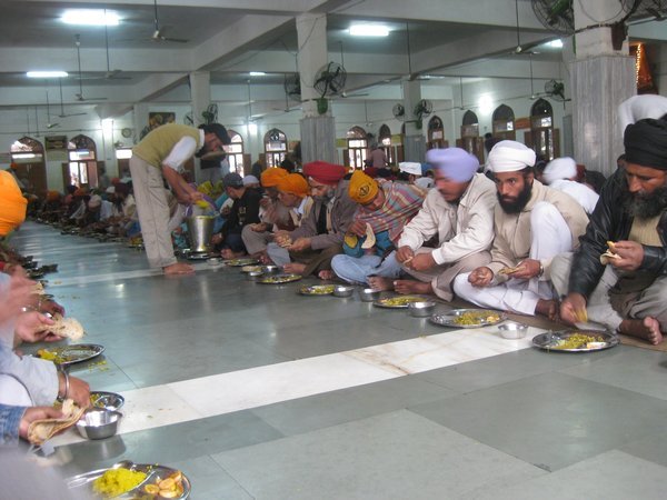 19. Having a meal in the Guru-Ka-Langar, Amritsar