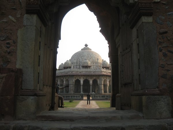 7. The tomb of Isa Khan, Delhi