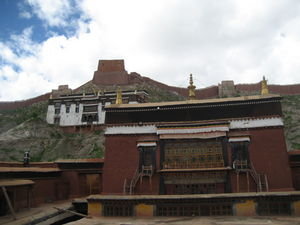 Giganste Monastery