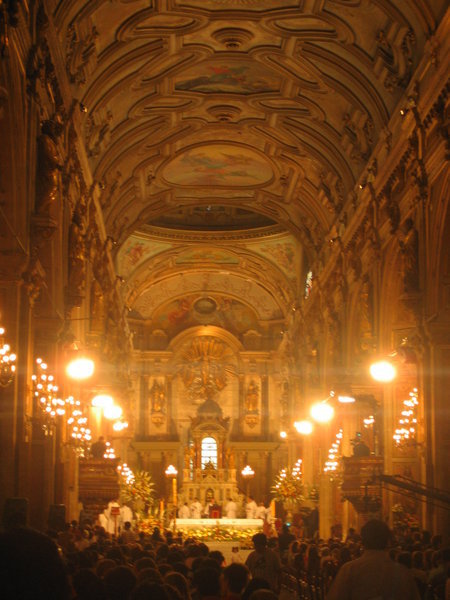 Easter service at the Cathedral Metropolitina