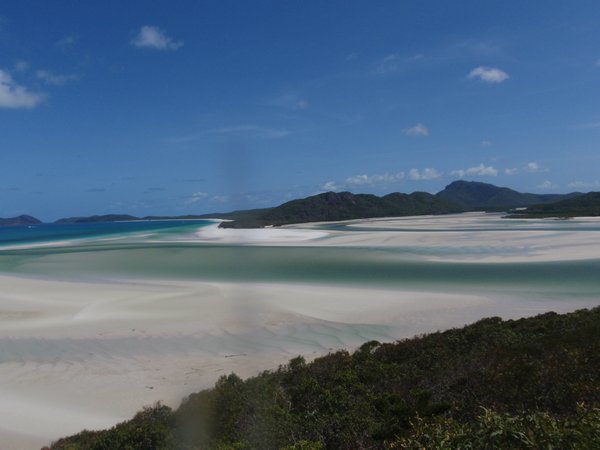 Bali hi, Mantra ray bay and Whitehaven beach and lookout 250