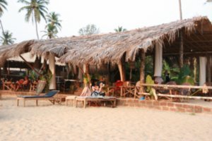 Papayas Beach Hut & Restaurant
