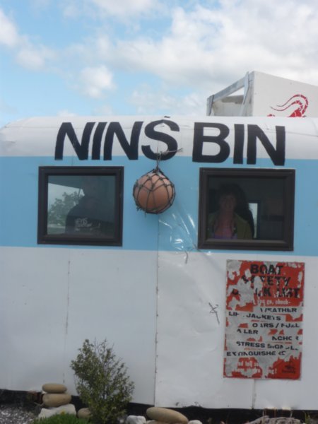 Nin's Bin