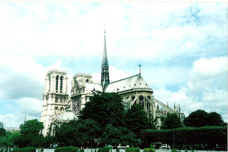 Notre Dame 2000