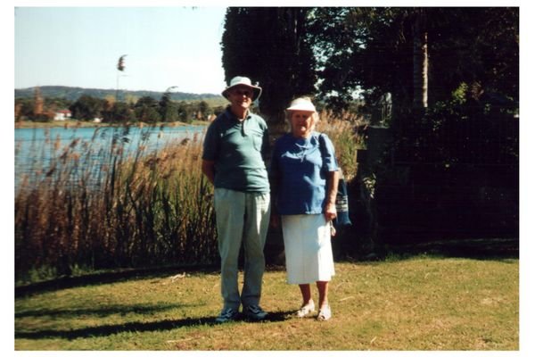 Eileen and Vic, by the picturesque Narrabeen Lakes