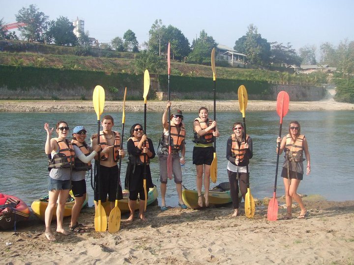 Kayaking crew: Group photo!