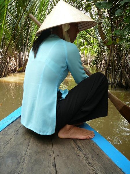 Mekong Paddler
