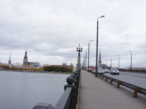 walk over Daugava