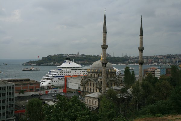 Istanbul: a city of contrasts 