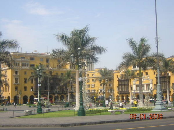 Main Square - Plaza Mayo