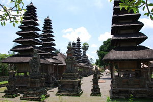 Temple Pura Taman