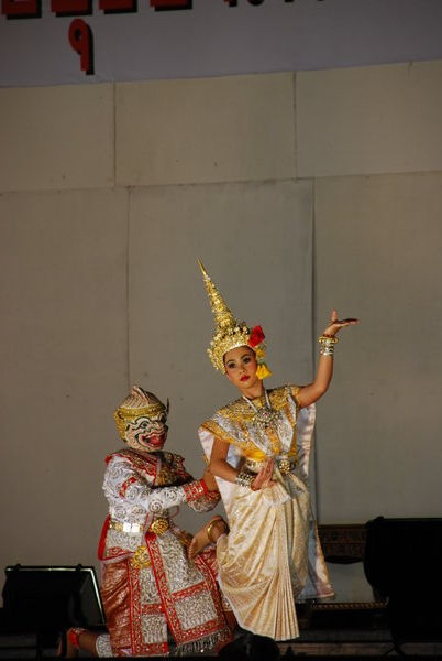 Traditional Thai dancing